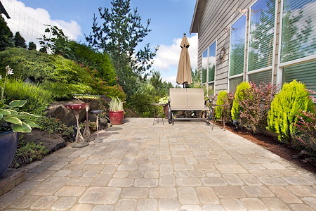 Hardscaping for Function: Patios, Paths, and Retaining Walls That Handle Humboldt Weather